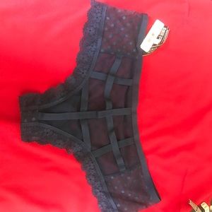 5 Pc Victoria secret pink underwear sizes m and l